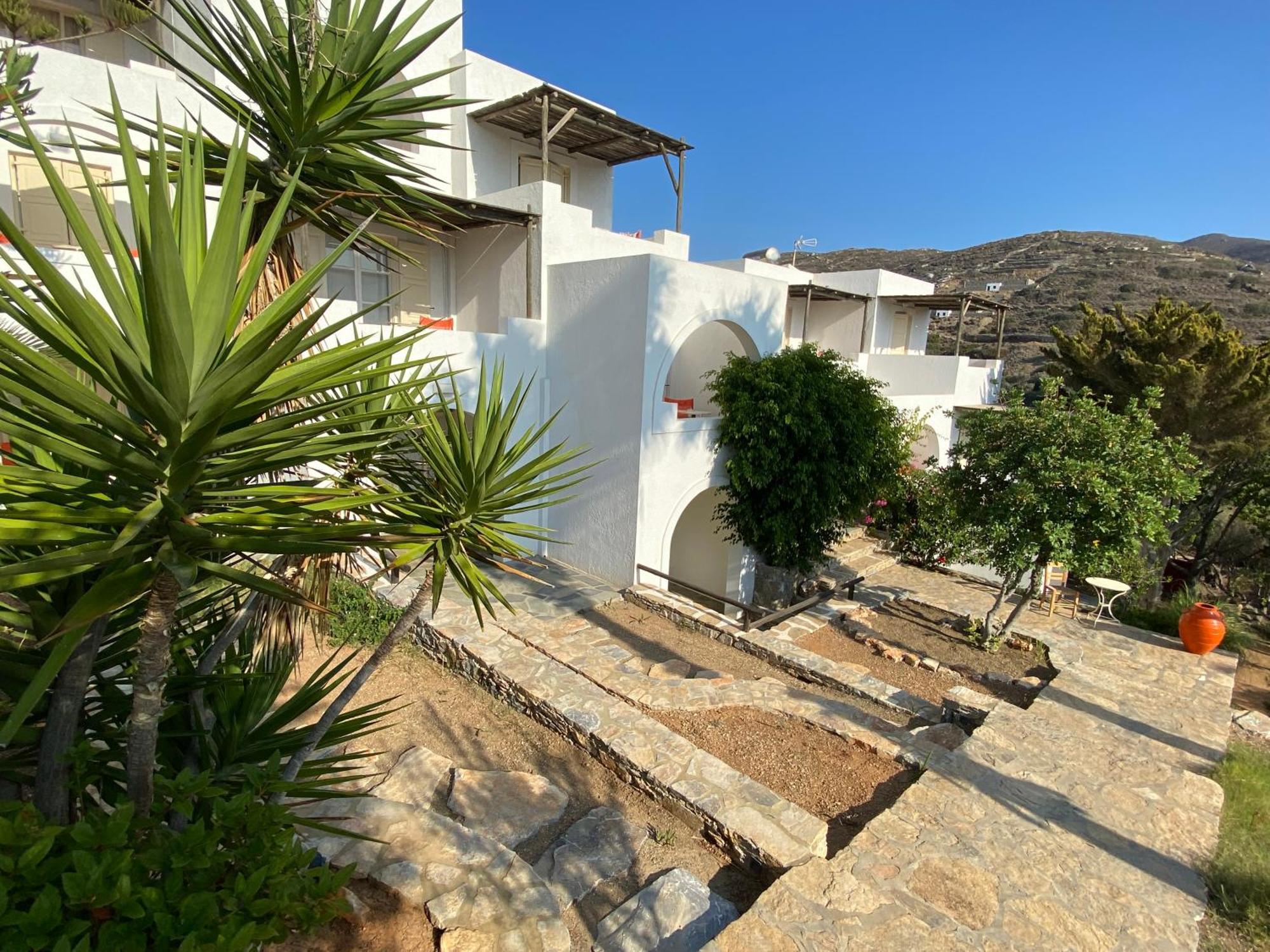 Apaggio Apartments Katapola Exterior photo