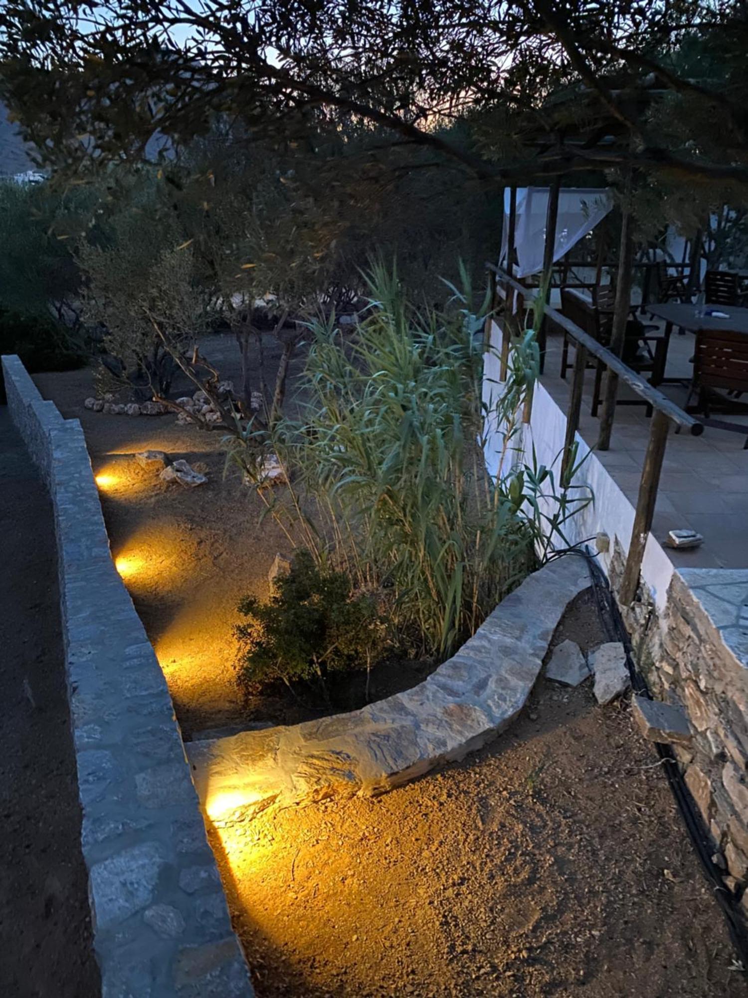 Apaggio Apartments Katapola Exterior photo