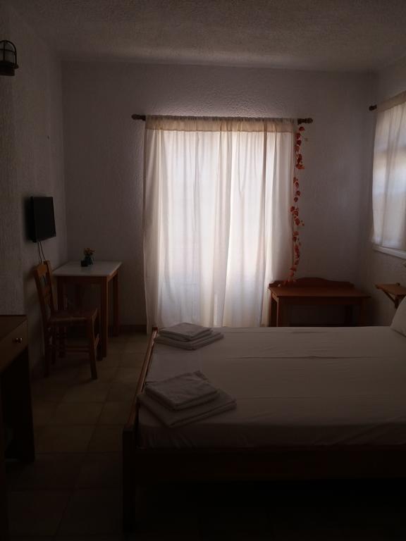 Apaggio Apartments Katapola Exterior photo